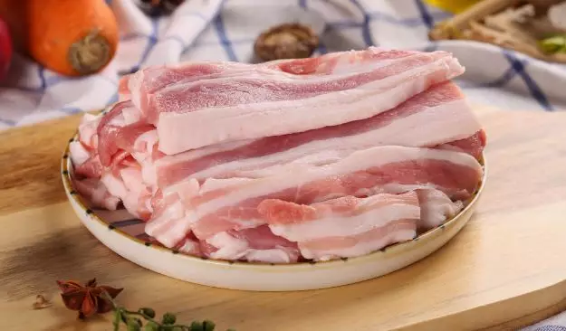中國擬對美國豬肉征收25%關(guān)稅，國內(nèi)生豬市場要生變？