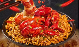 小龍蝦拌面、麻糬Q米撈面……面食圈正流行這些味兒